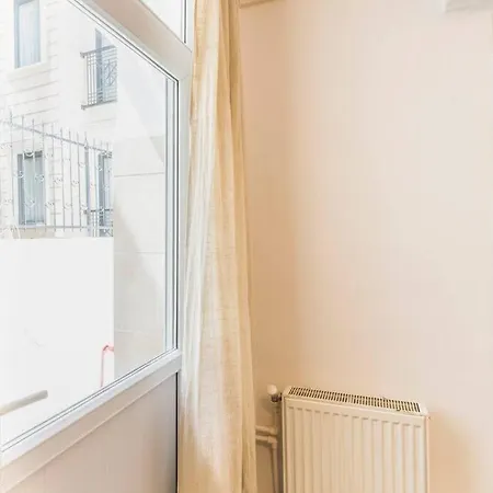 Beautiful 2Br House W/Ac 400Meters Taksim Square Apartment Istanbul Exterior photo