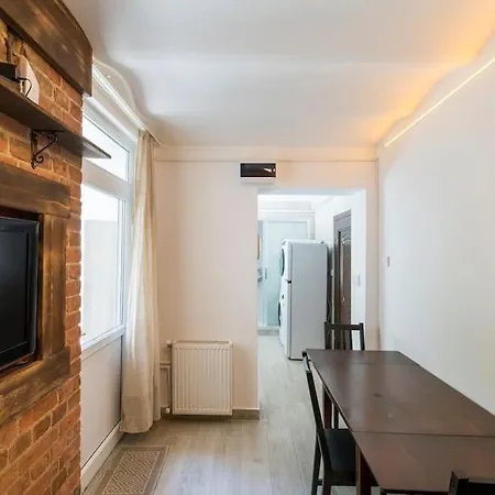 Beautiful 2Br House W/Ac 400Meters Taksim Square Apartment Istanbul Exterior photo